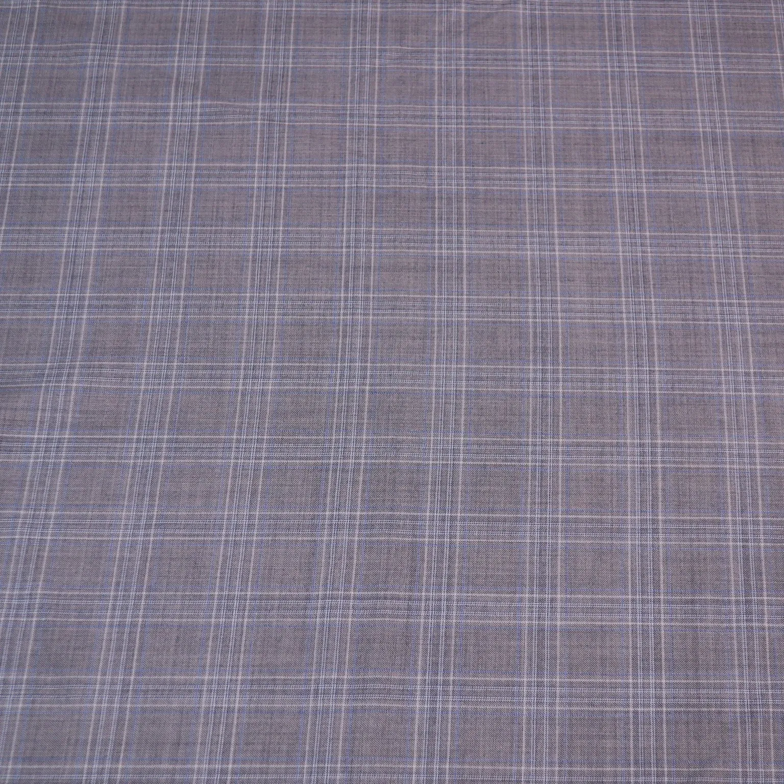 2 YDS Light Gray with Blue Accents Glen Check Loro Piana Summer Tasmanian Super 130's Wool & Silk 600 Fabric