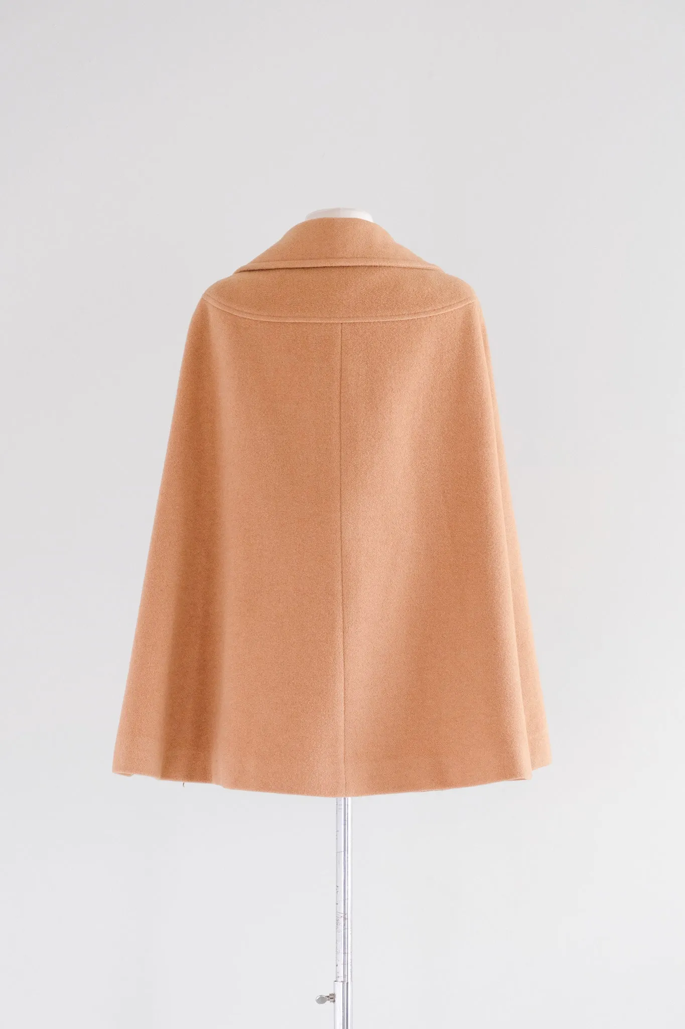 Beautiful 1960's Double Breasted Camel Hair Cape Coat / Sz M