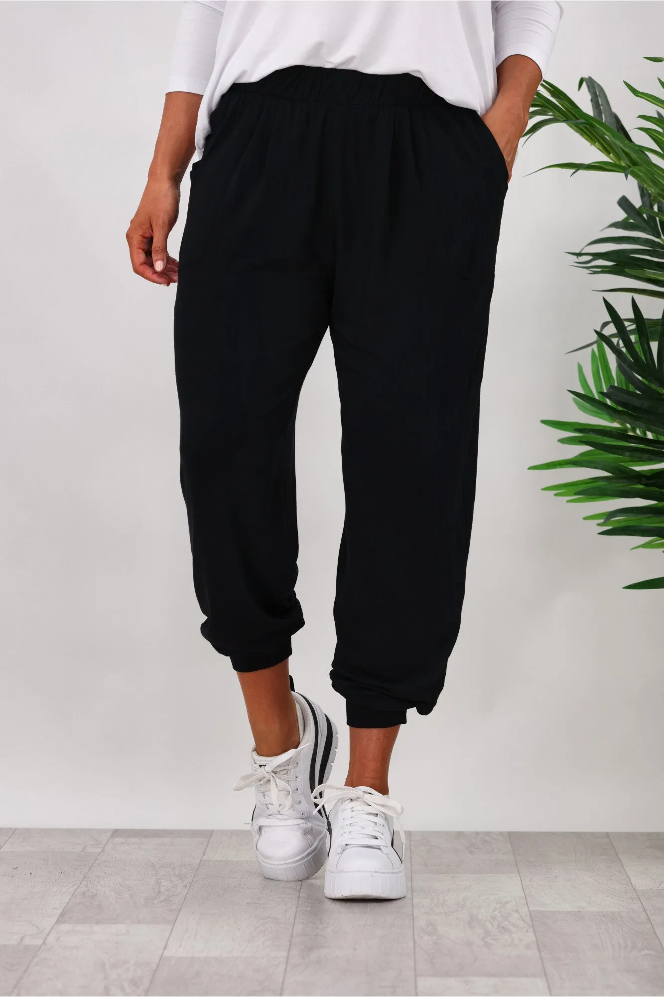 Betty Basics Paris Pants Black