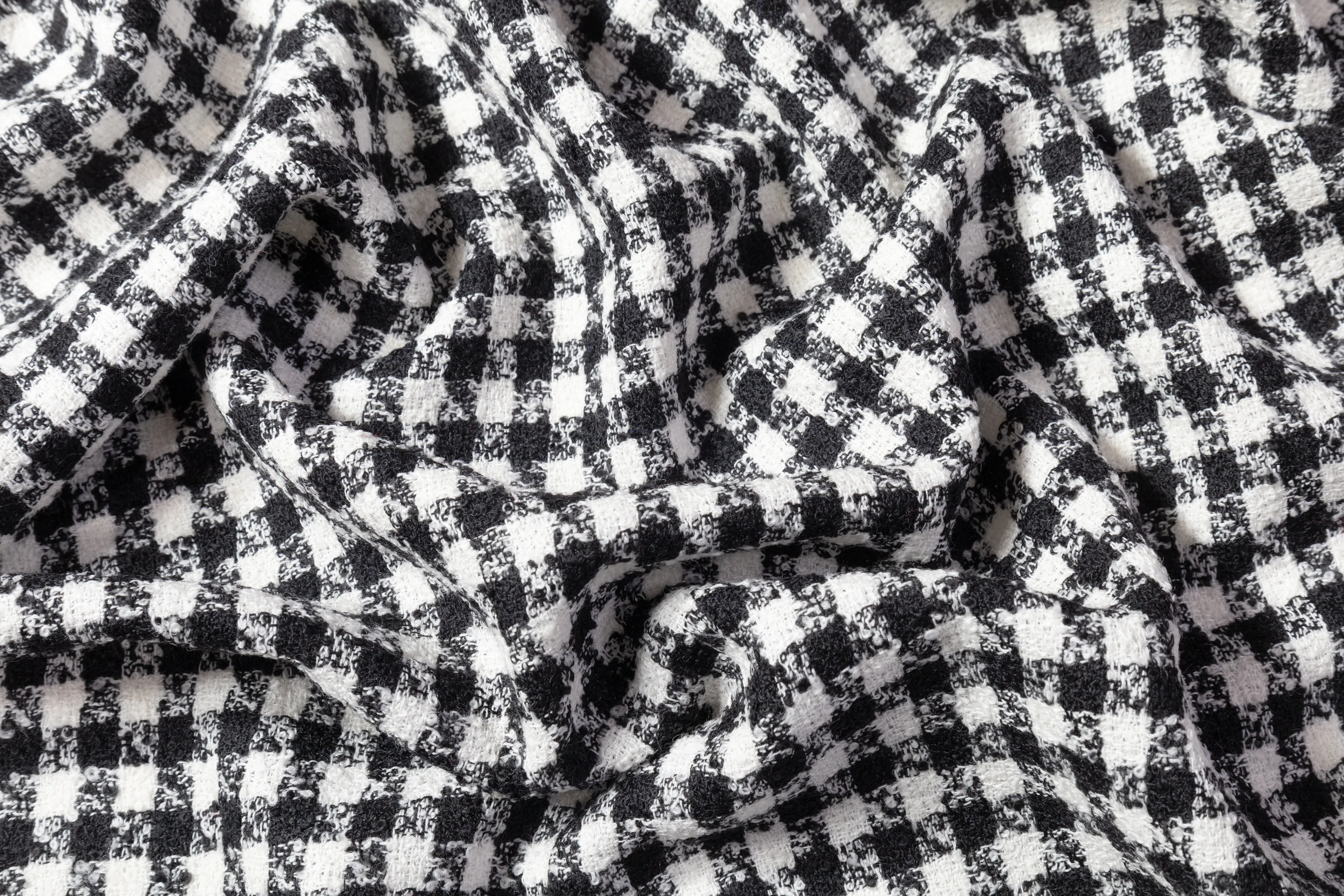 Checked Italian Wool Boucle Tweed - Black / White