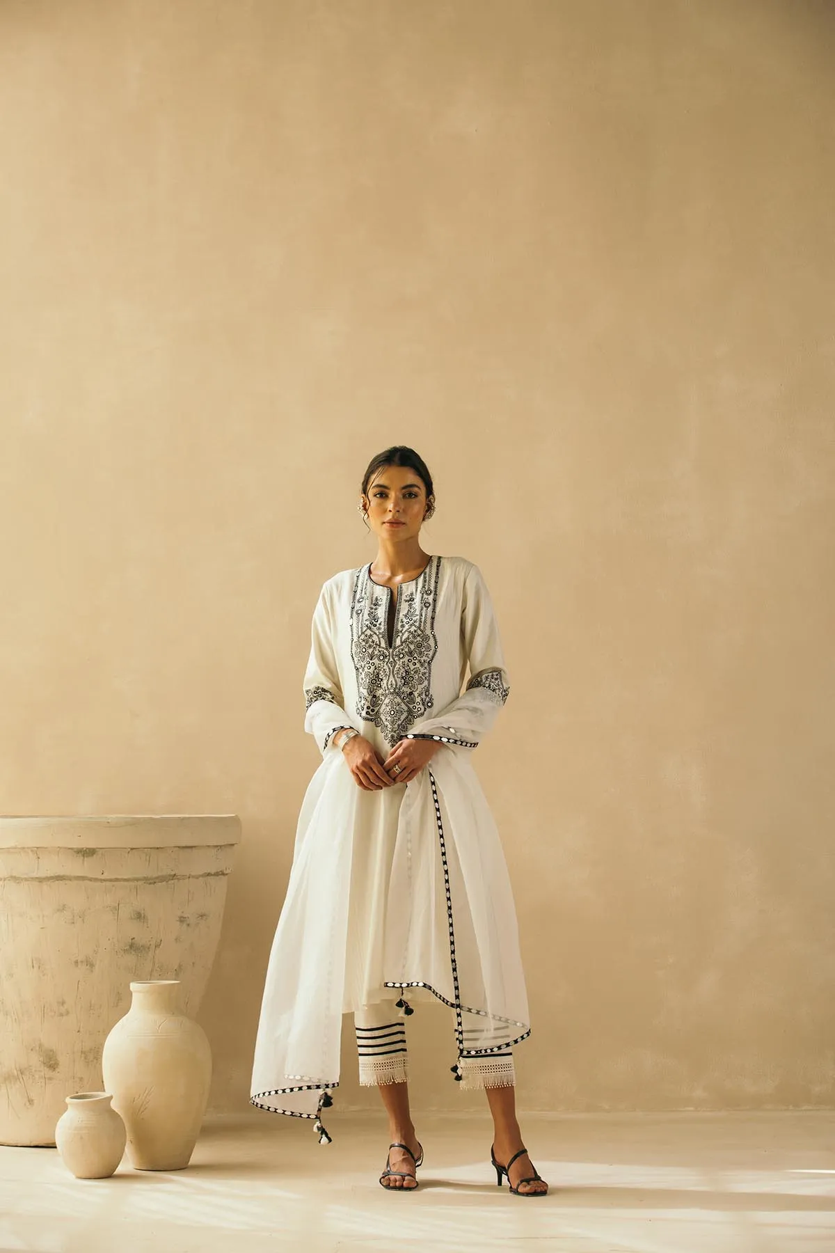 Ebony & Ivory Trellis Kurta Set