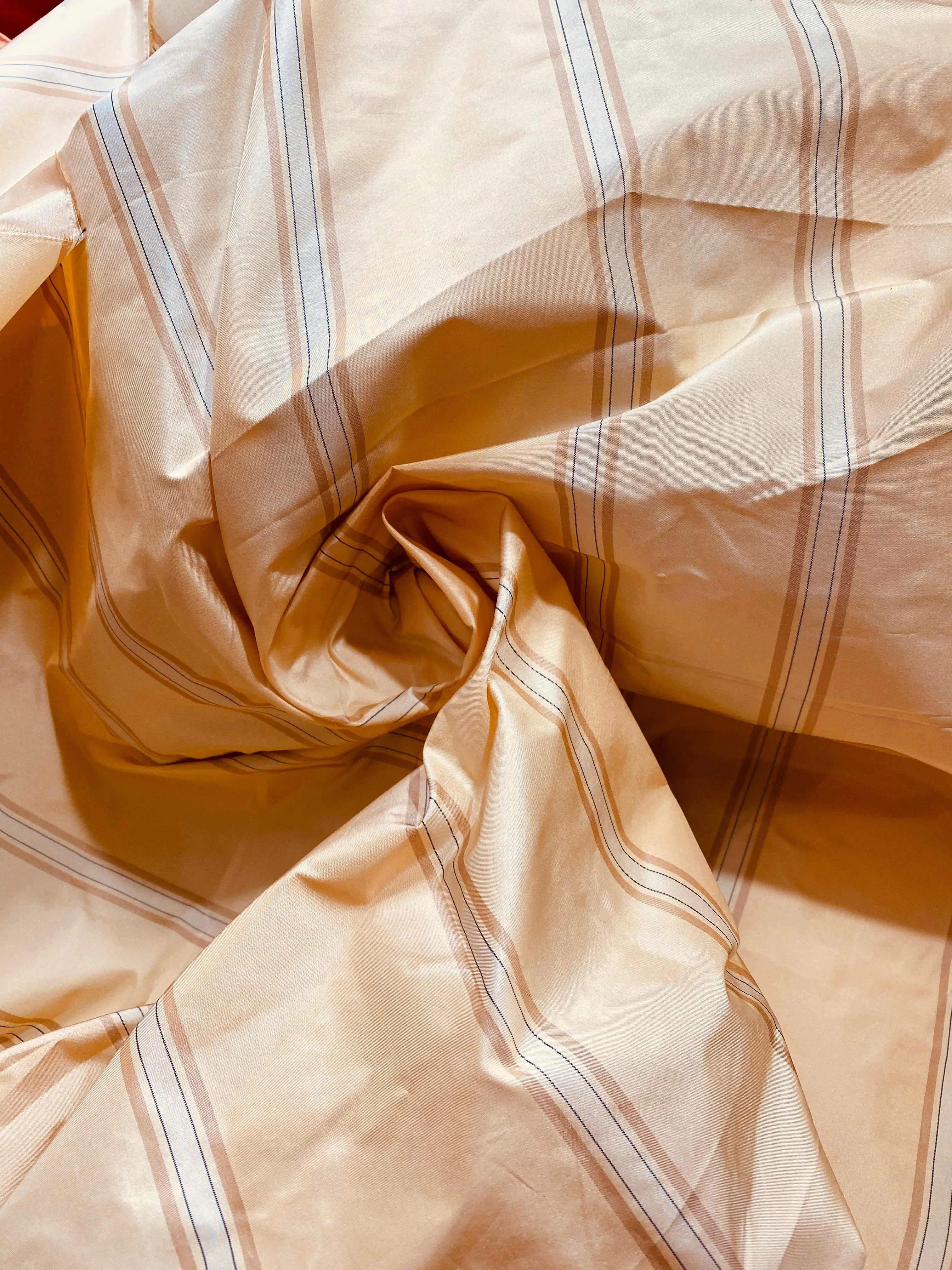 NEW Princess Stella Designer 100% Silk Taffeta Fabric in Peach & Cream