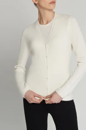 SHAPED CLASSIC CASHMERE V-NECK CARDIGAN