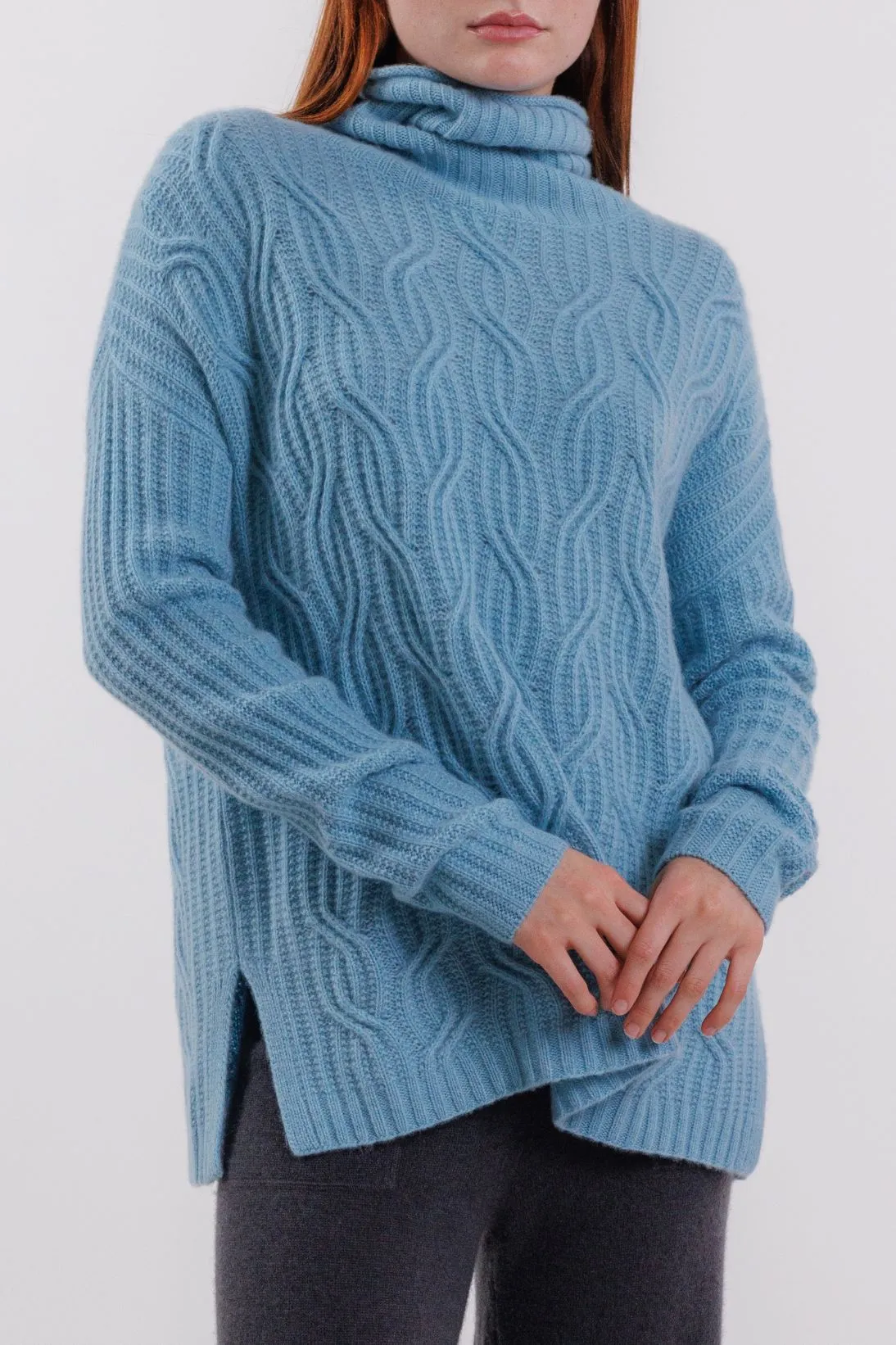 SUSTAINABLE OVERSIZED CABLE TURTLENECK